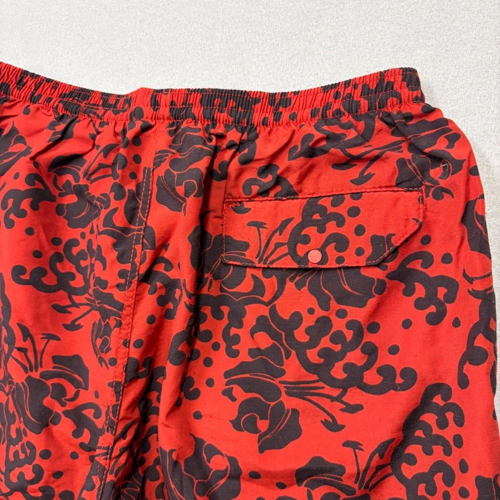 Patagonia Baggies Shorts Mens M Red Black Floral Paisley 5